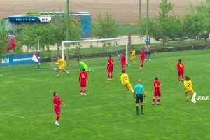 U16國足0-3落后羅馬尼亞U16，防守走神對手包抄破門